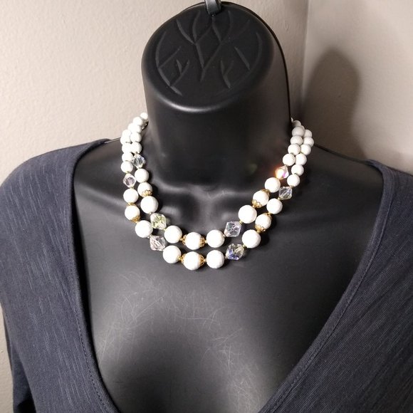Vintage Lisner Plastic And Glass 2 Layer Bead Necklace - Picture 1 of 11
